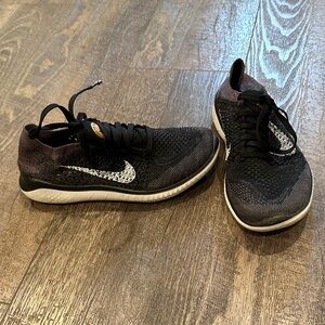 Nike Women’s Free RN flyknit
